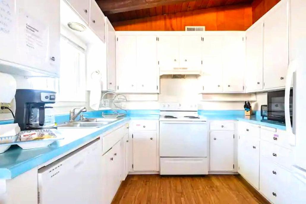 Oceano: Short Walk To Beach, 4 Bedroom 2 Bath, Private House! Across Street From Park & Pond Ngoại thất bức ảnh